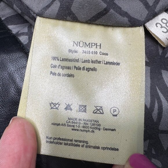 Nümph Womens Black Lambskin Leather Shorts Size‎ 38 With Graphic Lining - Picture 6 of 9